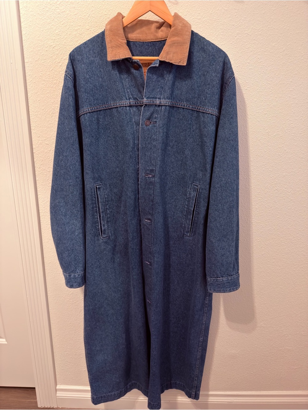 Levi’s trench